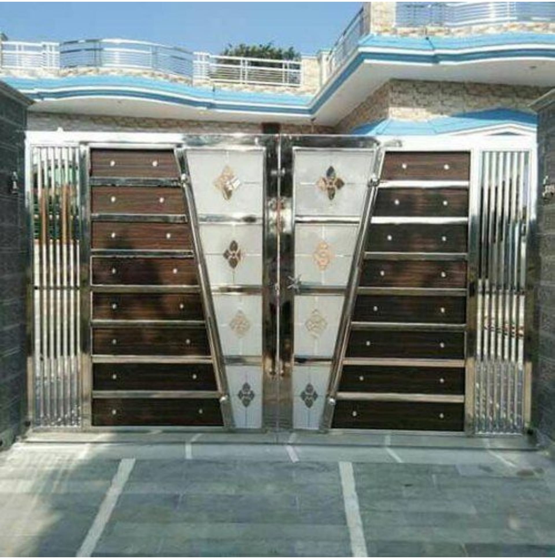 outdoor Shinning steel gate